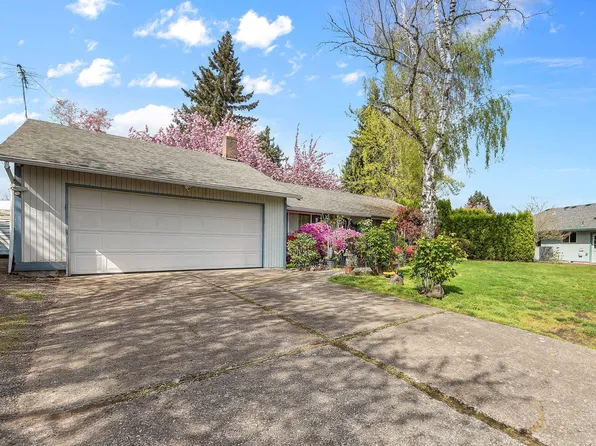 230 SW 8th Ave, Canby, OR 97013