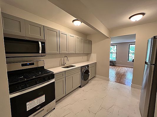 2nd image of 444 E 78th St APT 9