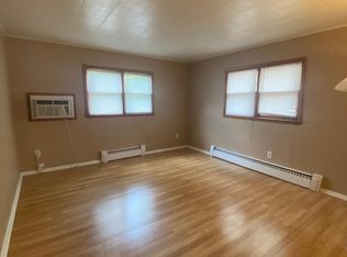 806 1st St SW APT 2, Rochester, MN 55902