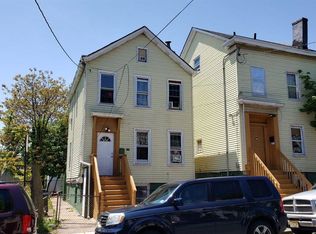 340 Townsend St, New Brunswick, NJ 08901