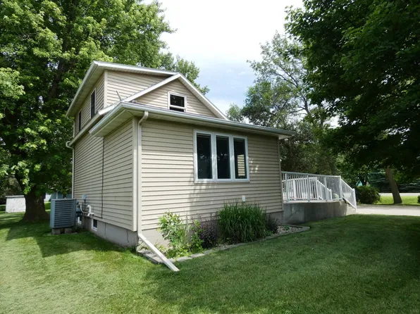 3361 Juniper Ave, Slayton, MN 56172