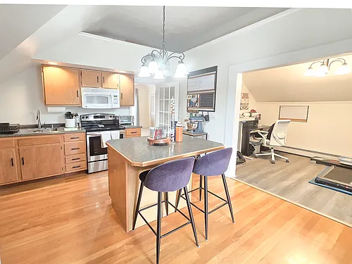 7 Orchard St #B Photo 1