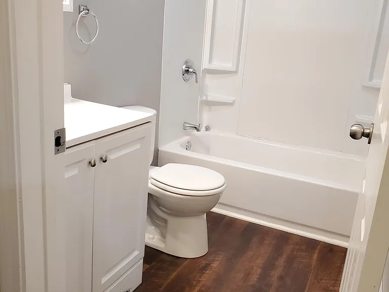 7723 Woodward Ave #2N — Photo 13