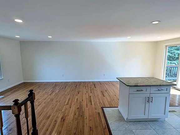 4th image of 2929 Ashdown Forest Dr