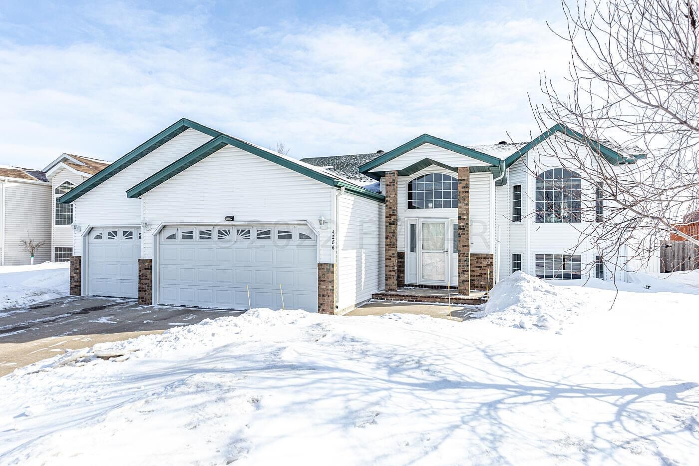 4286 Woodhaven St S, Fargo, ND 58104 Zillow