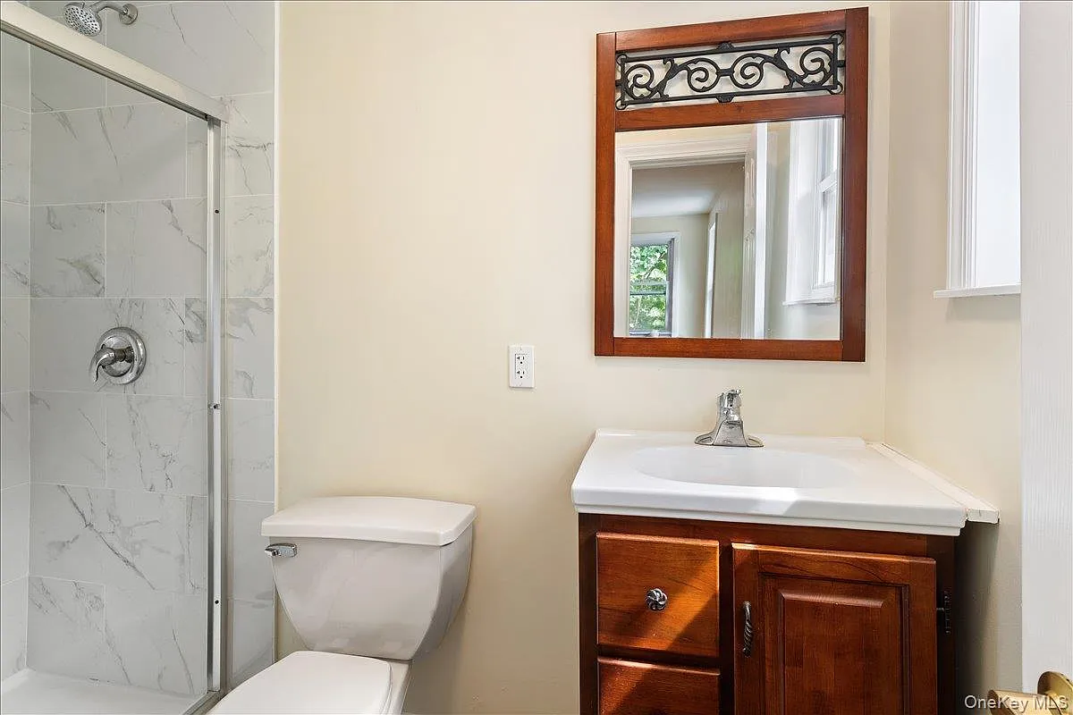 3 bed, 2.0 bath, 1500 sqft, $3,400 — Photo 4
