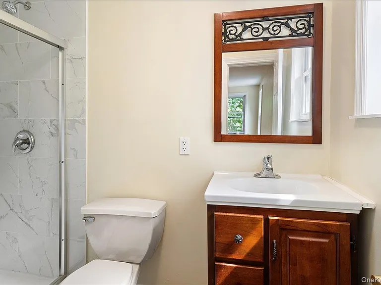 674 Sprout Brook Rd — Photo 4