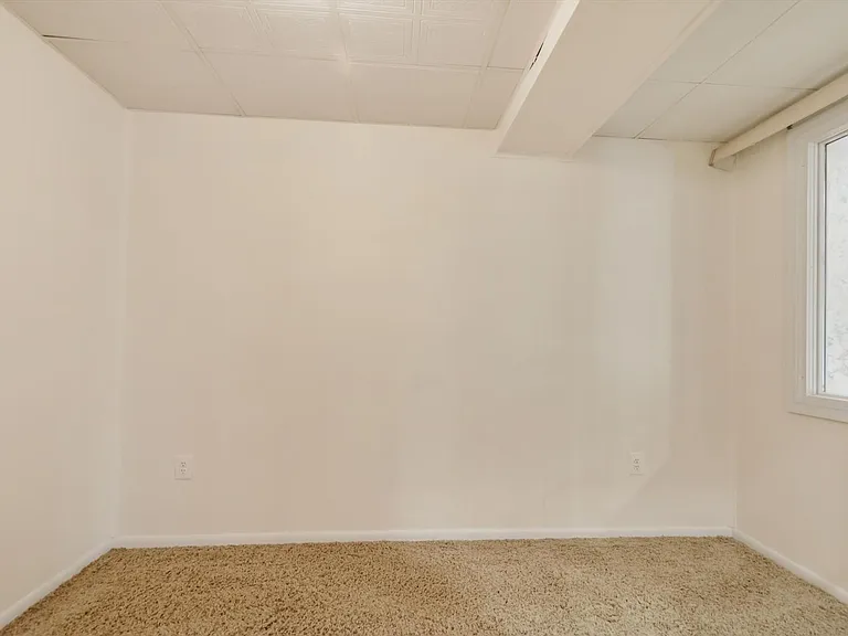 1397 Canterbury Way — Photo 42