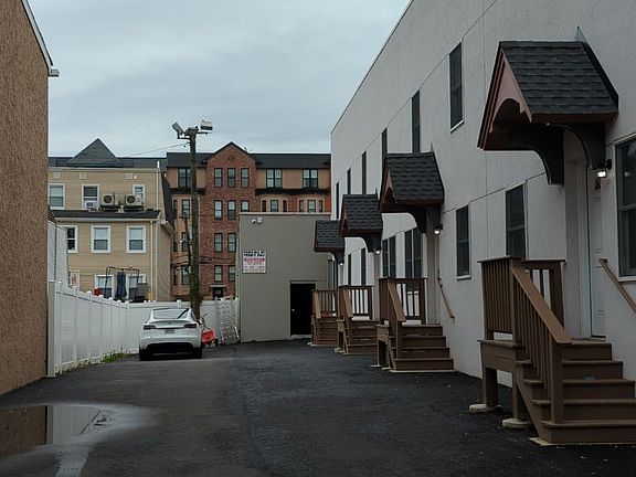 2nd image of 73 Adams St APT C