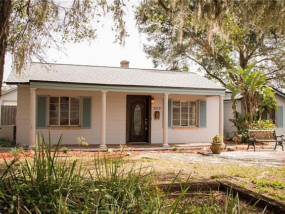 3rd image of 809 S Bumby Ave