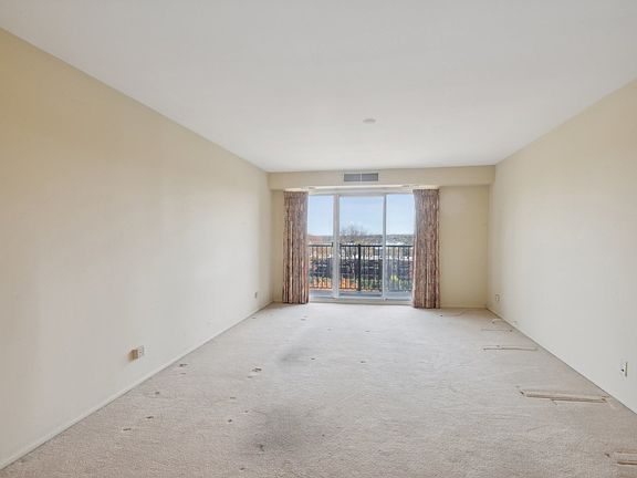 3rd image of 5400 Walnut Ave Unit 510