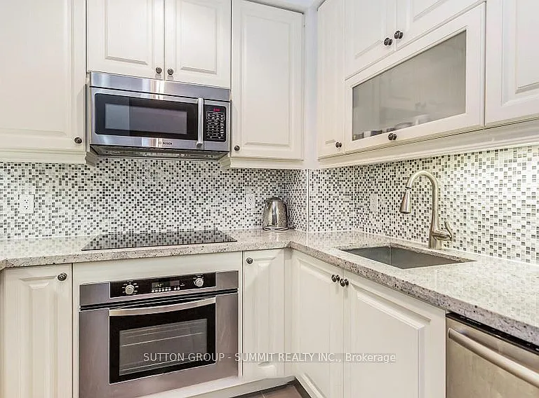35 Balmuto St #1402 — Photo 10