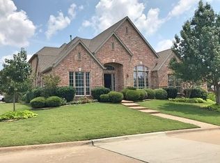 5501 Bluewood Dr, Fort Worth, TX 76244