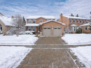 9 Longwater Chase, Markham, ON L3R4A1
