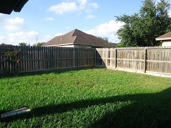 5th image of 1427 Capistrano Dr