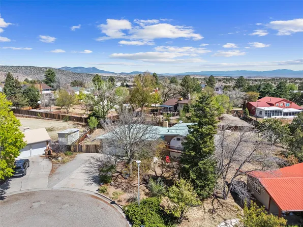 10 Tesuque St, Los Alamos, NM 87544