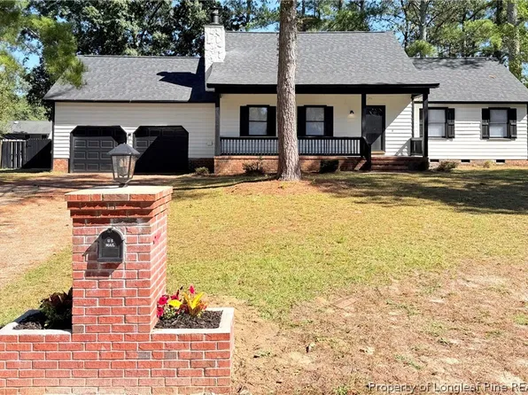 609 Lufkin Cir, Fayetteville, NC 28311