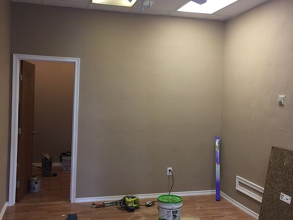 front room/bed/livingroom