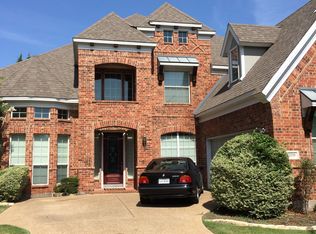 3719 Woodland Ct, Grand Prairie, TX 75052
