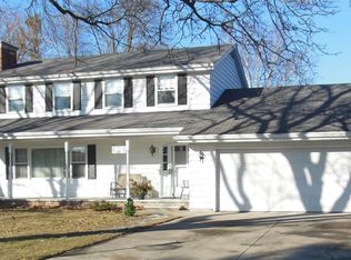 330 W Parkridge Ave, Appleton, WI 54911