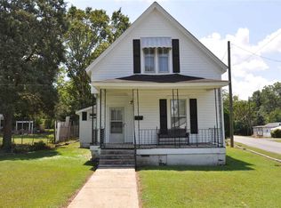 147 E Lacy St, Chester, SC 29706