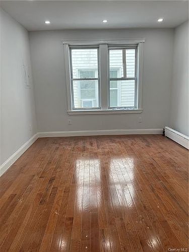 1st image of 281 Revere Ave #1