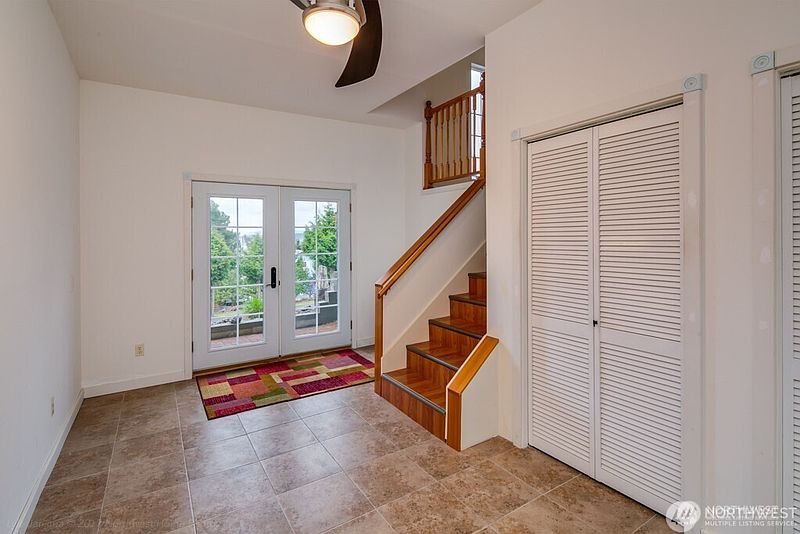 2nd image of 8061 Chinook Way