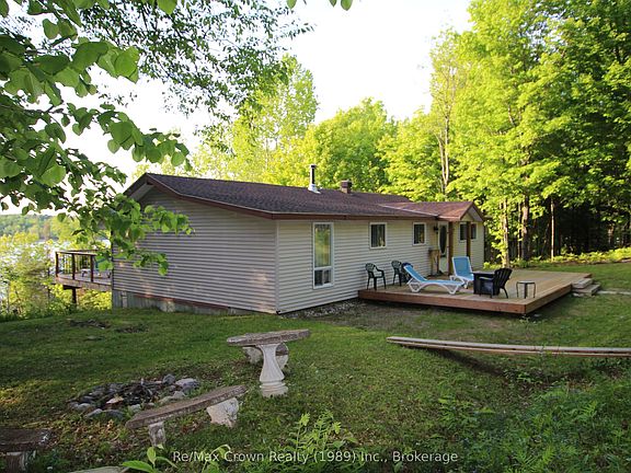 2nd image of 581 Limberlost Point Rd