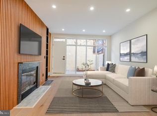 732 Manning St, Philadelphia, PA 19106