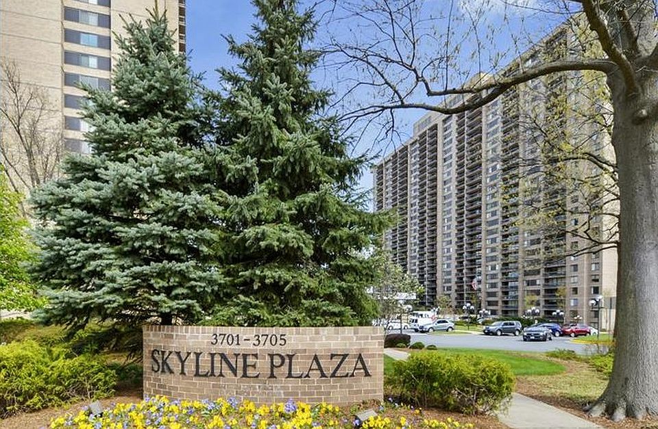 1st image of 3705 S George Mason Dr APT 1806