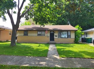 2110 Gilead Ave, Zion, IL 60099