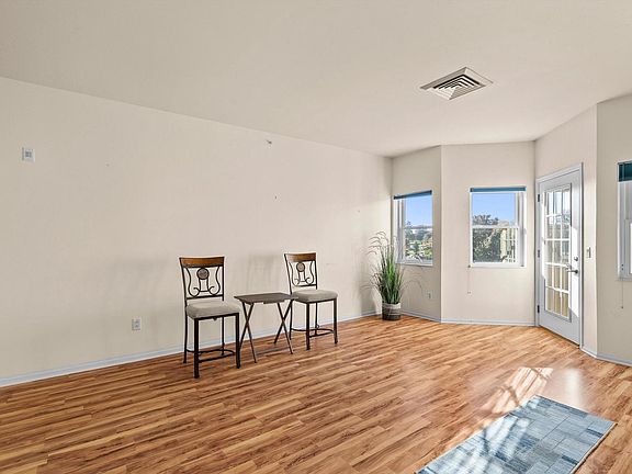5th image of 3903 Heather Valley ROAD #204