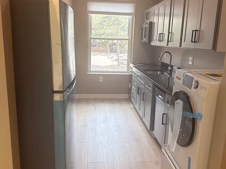 514 E William St #D — Photo 7