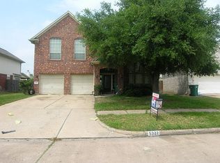 5322 Imperial Grove Dr, Houston, TX 77066