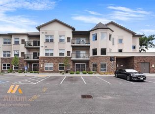 480 Fairview Blvd #305, Windsor, ON N8S3E2