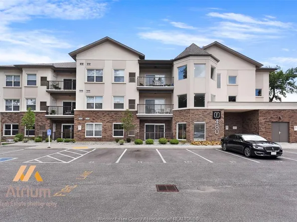 480 Fairview Blvd #305, Windsor, ON N8S 3E2