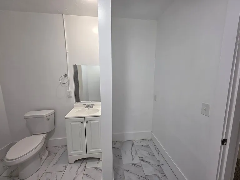 609 Fremont Ave #B — Photo 10