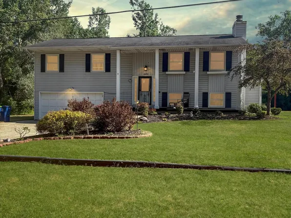4490 Baker Rd, Bridgeport, MI 48722