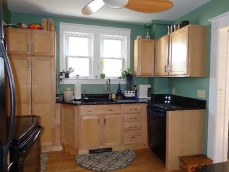 74 Van Schoick Ave — Photo 9