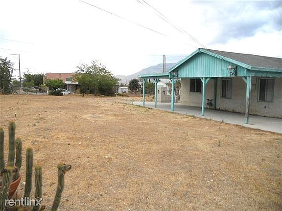 10 HUGE YARD