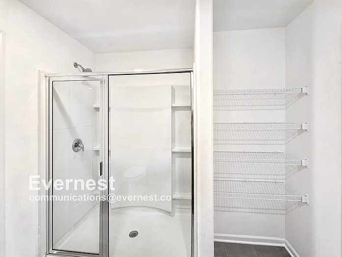 4039 Meredith Woods Ln — Photo 19