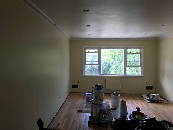3rd image of 31 Valerie Dr #2
