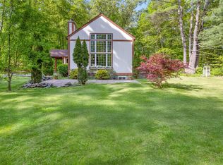577 Fiddlers Bridge Rd, Staatsburg, NY 12580