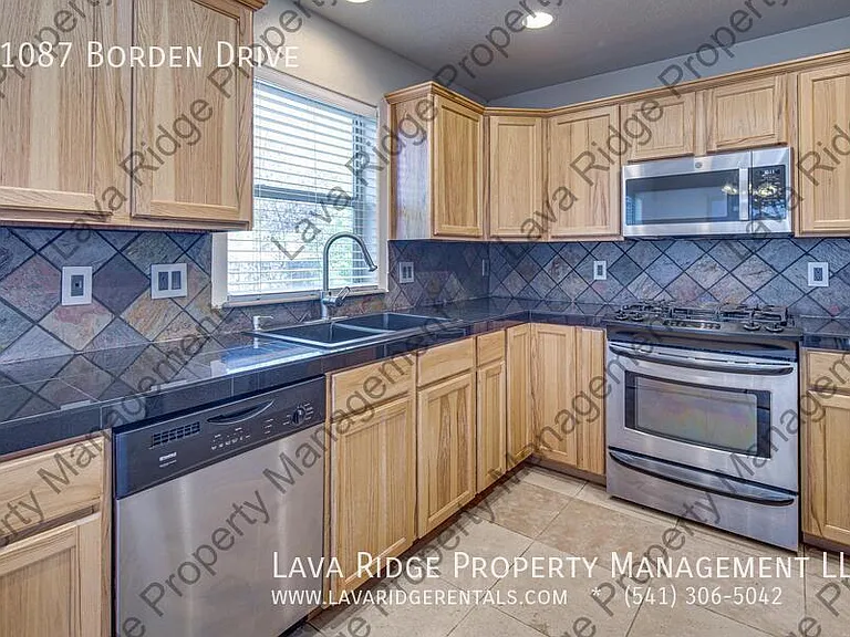 61087 Borden Dr — Photo 10