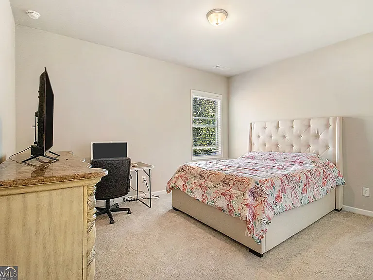 5964 Park Bend Ave — Photo 15