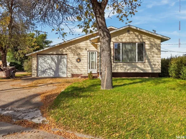 100 1St Avenue SW, Ituna, SK S0A 1N0