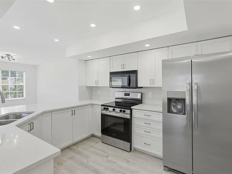 14510 Alejo Ct — Photo 12
