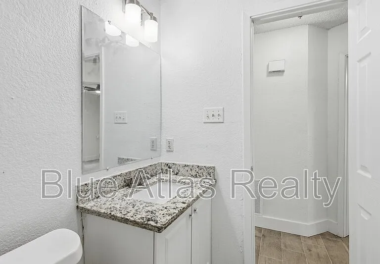 5517 Wellesley Ave — Photo 10