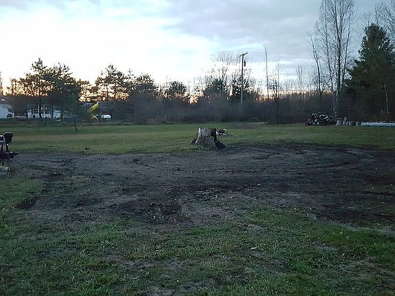 4th image of 5061 Fairway Dr