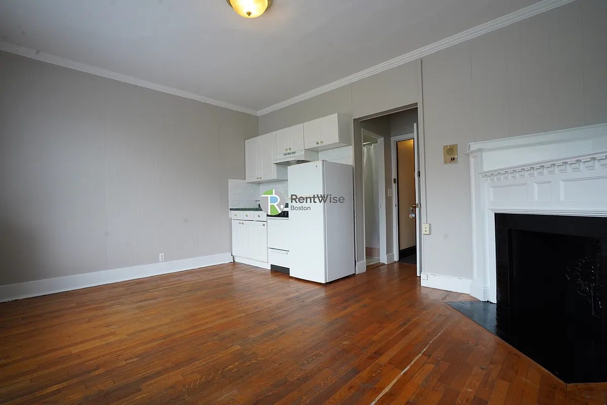 Building Photo - 50 Park Vale Ave #20